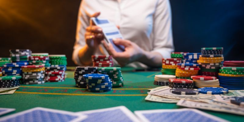 Vì sao nên chọn blog poker FM88